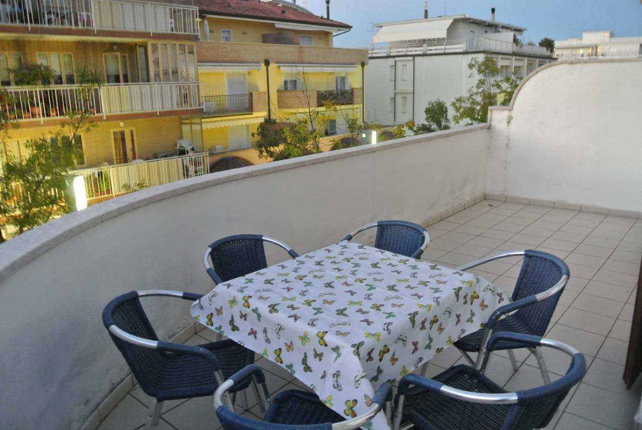 Condominio Maria Lignano Sabbiadoro Ngoại thất bức ảnh