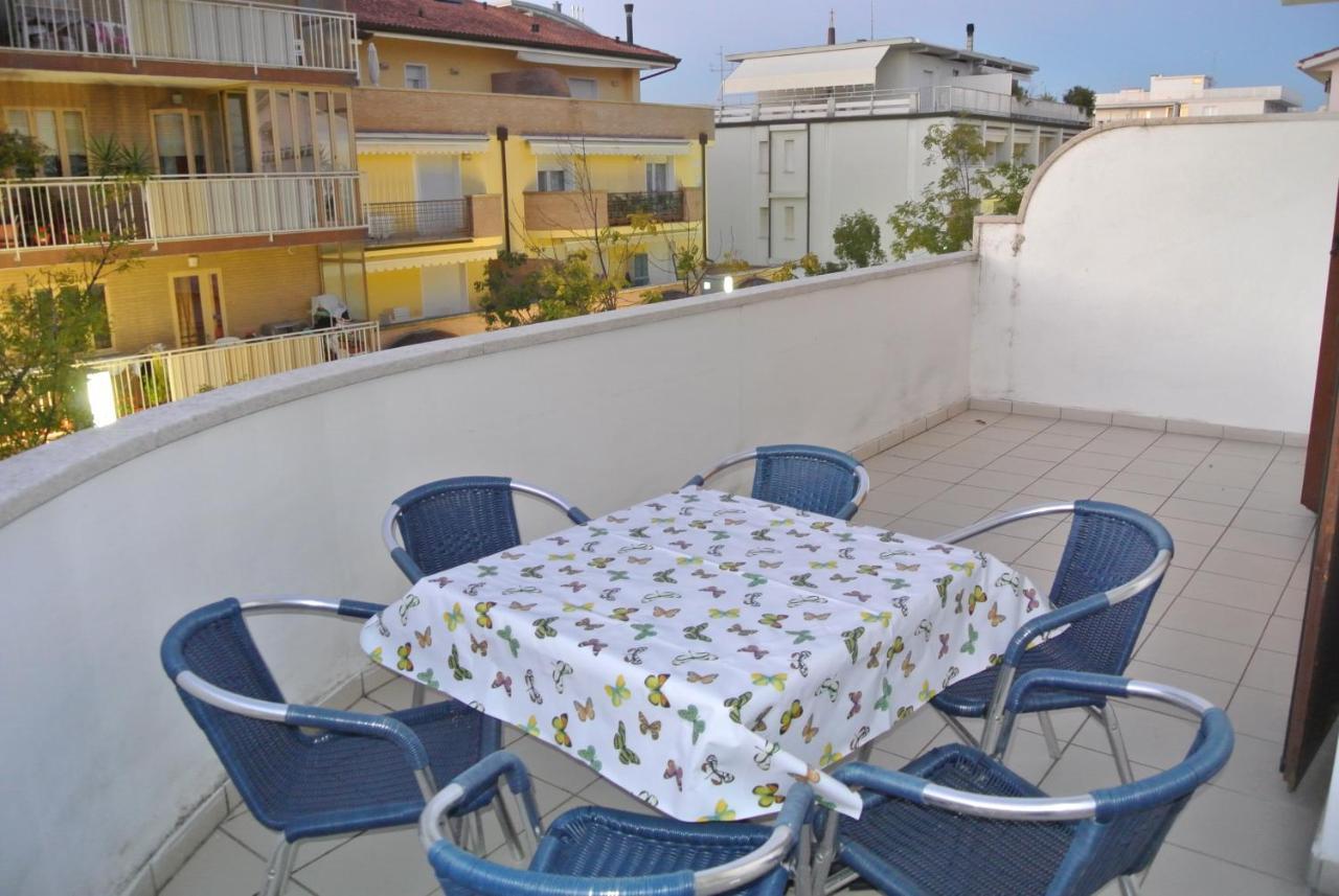 Condominio Maria Lignano Sabbiadoro Ngoại thất bức ảnh